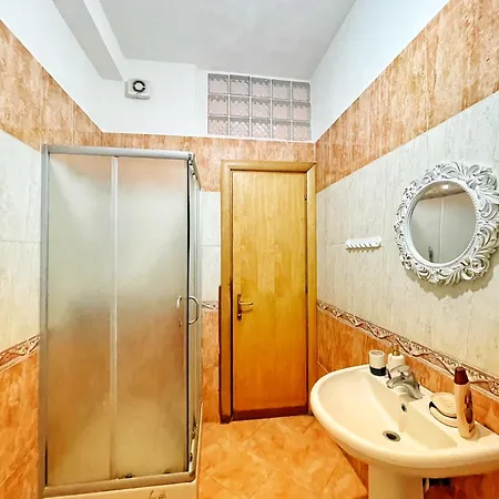 Emperius Rentroom Апартаменты